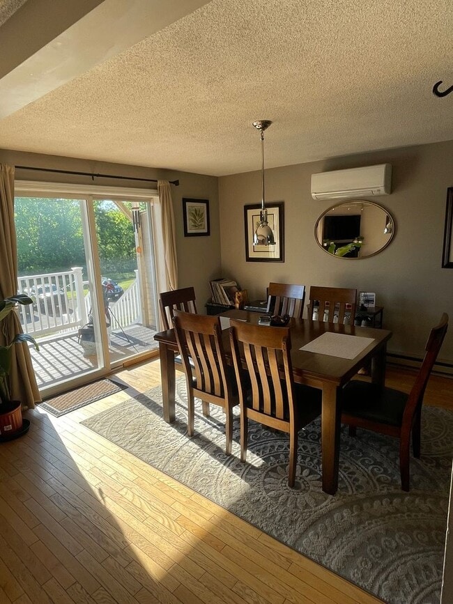 Building Photo - Townhouse located at Pheasant Hill, North Berwick Maine