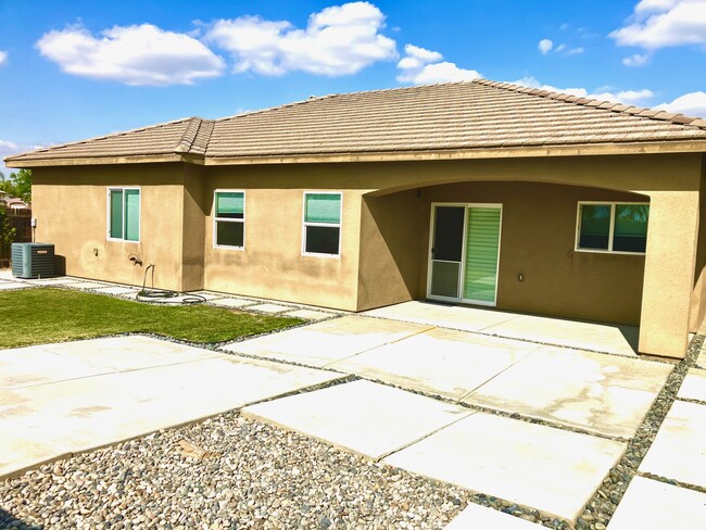 Building Photo - 725 Costa Alyssa Ct