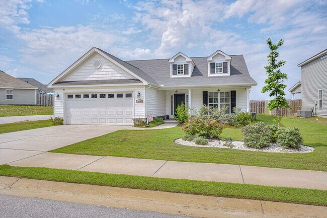 Building Photo - 858 Goodale Dr