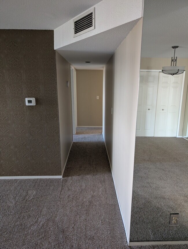 Hallway Leading To Bedrooms - 122 Demont Avenue East