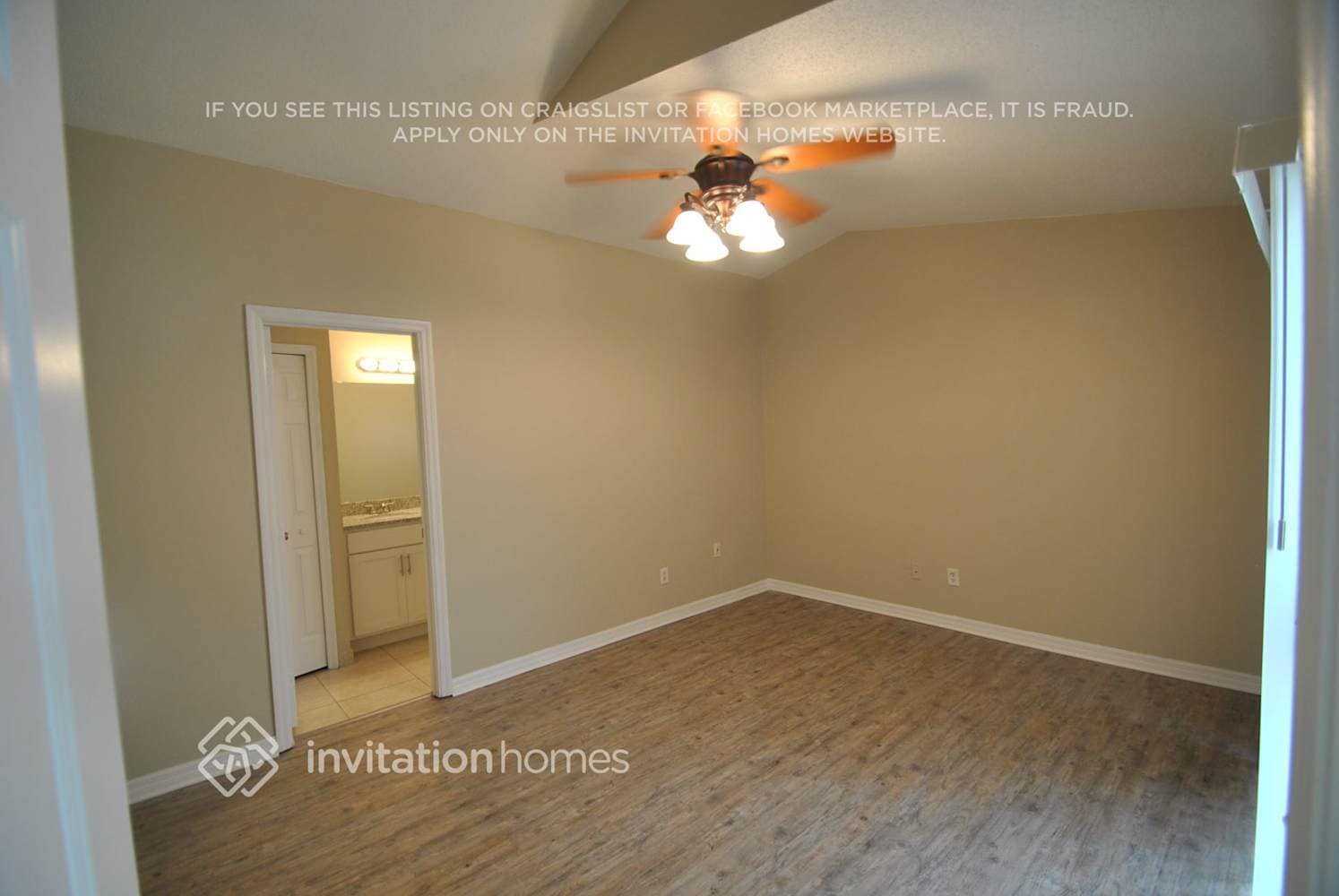 Building Photo - 1372 Sierra Cir