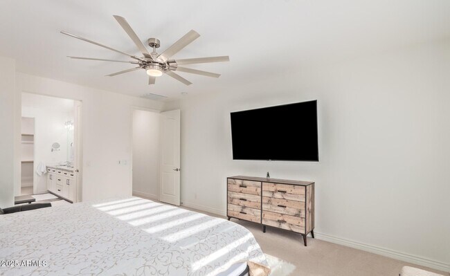 Building Photo - 5100 E Rancho Paloma Dr