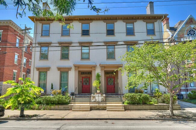 Building Photo - 519 Greenup St