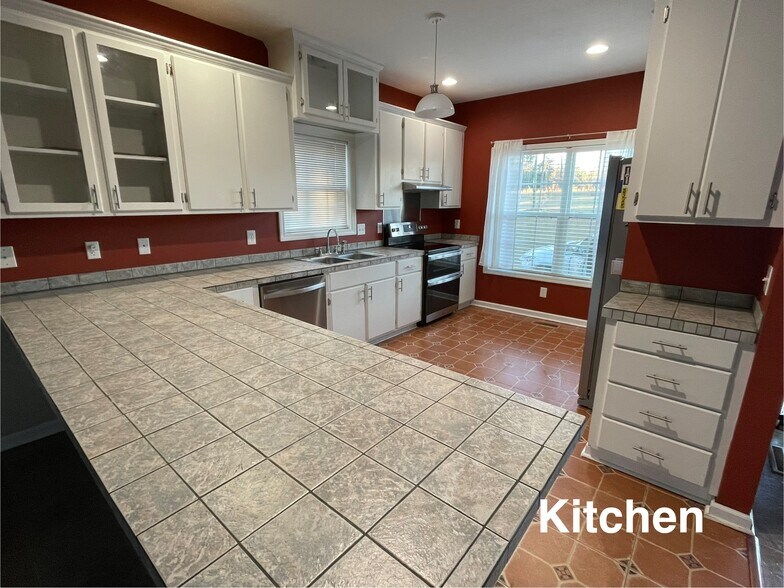 Building Photo - 2281 New Market Rd