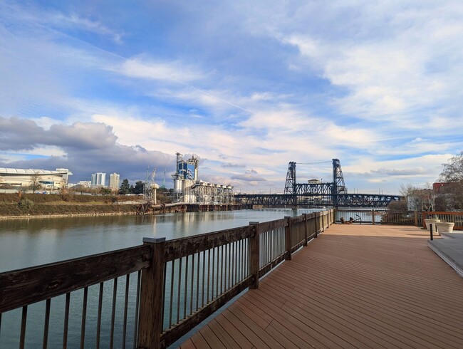 Building Photo - Newly Renovated condo with Stunning River ...