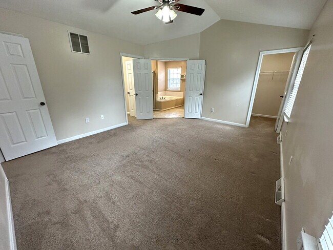 Building Photo - 4 Bedroom Colonial with 2-Car Garage in Westminster!