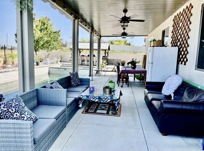 Building Photo - 31509 Tuberose Rd