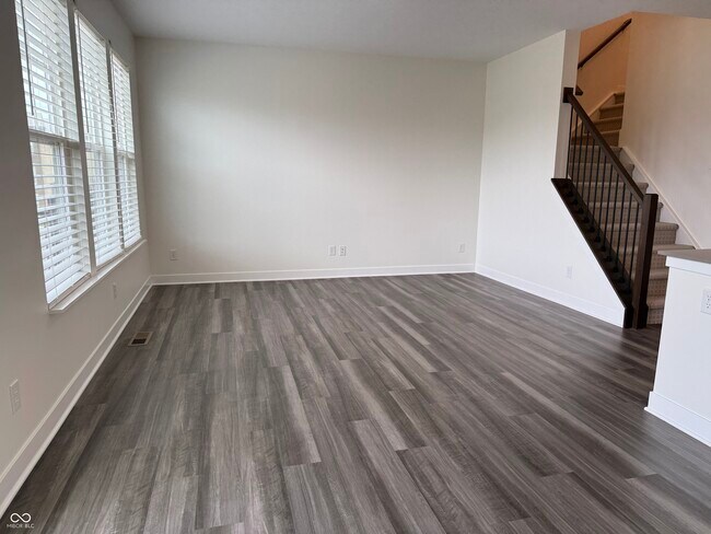 Building Photo - 912 Yorkshire Ln