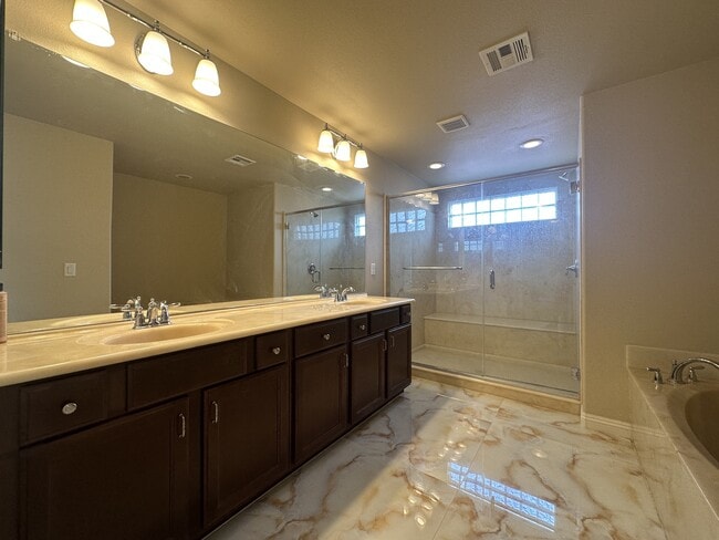 Building Photo - 8125 Crimson Creek Ct