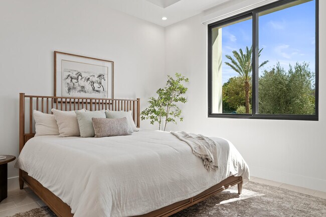 Building Photo - 80805 Vista Bonita Trail