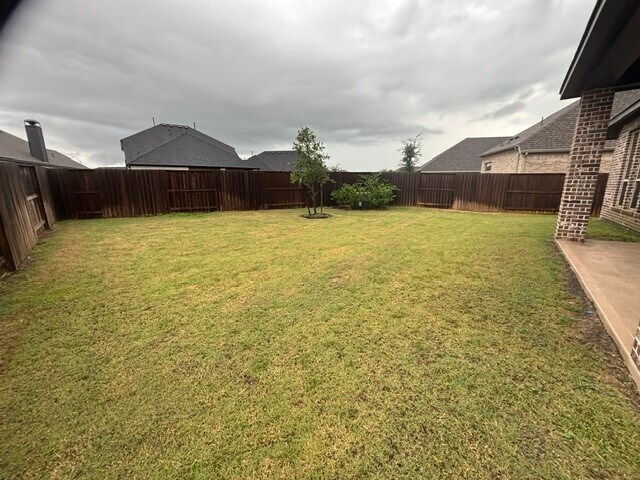 Building Photo - 5039 Country Mdws Trl