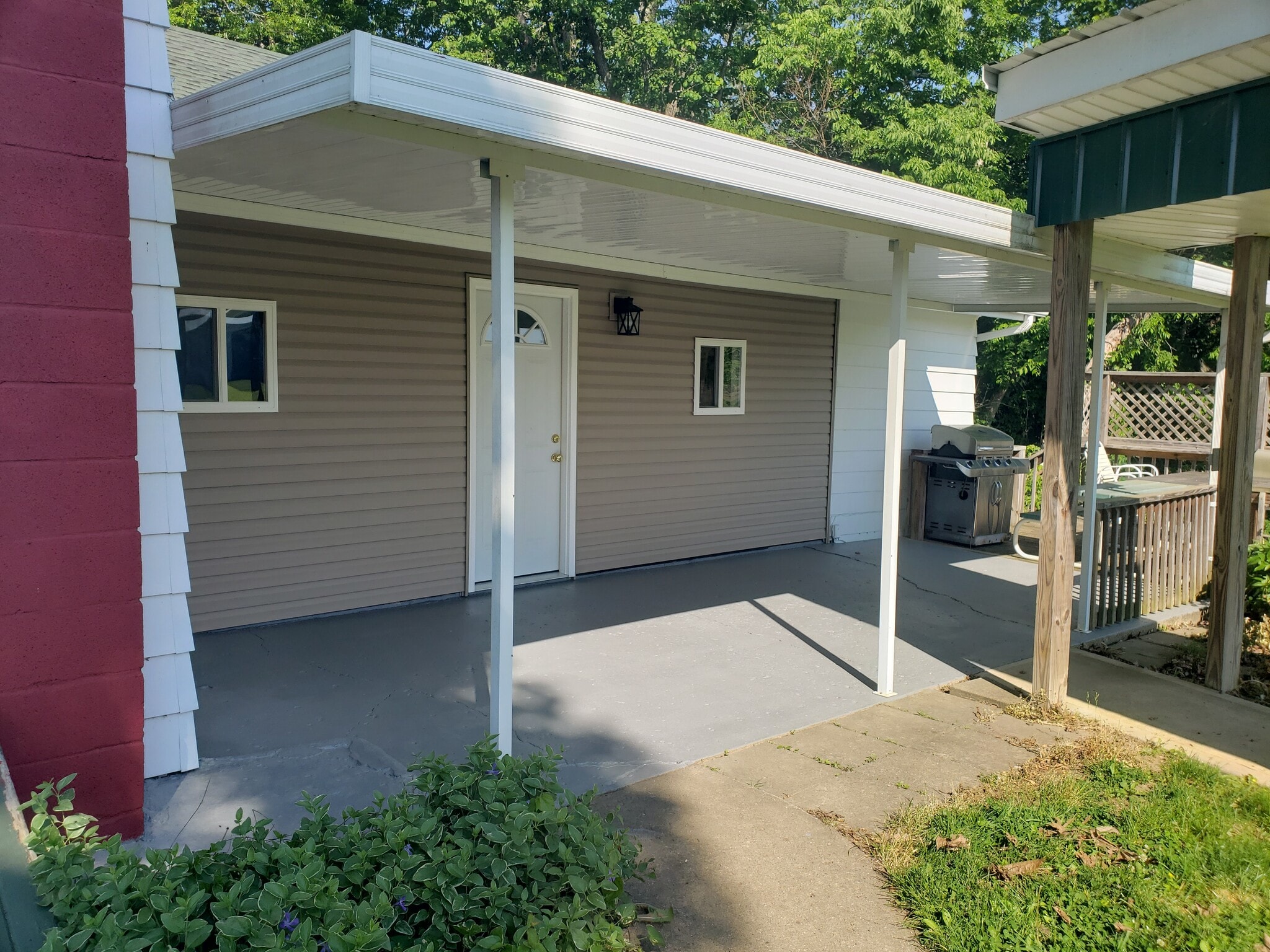 Building Photo - 8200 Brooks Miller Rd
