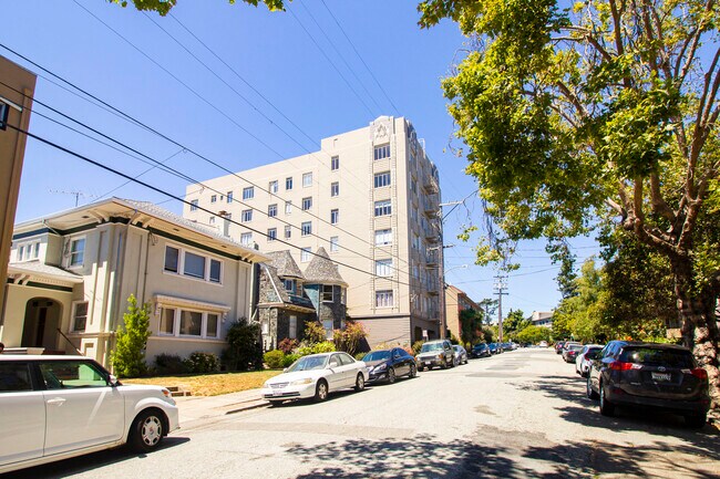 Building Photo - 429 Bellevue