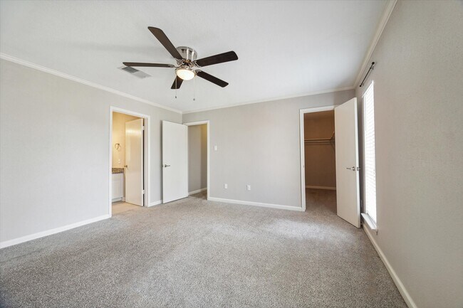 Building Photo - 1428 Silverpines Rd