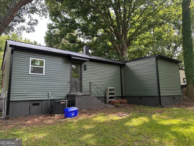 Building Photo - 3589 Orchard Cir