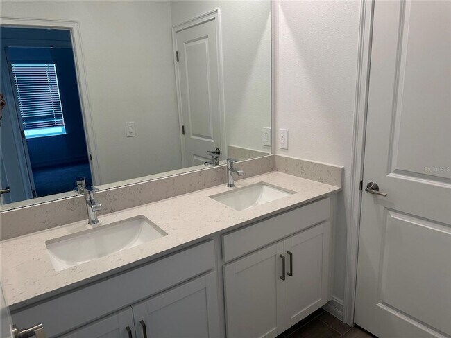 Building Photo - 7129 119th Ct E