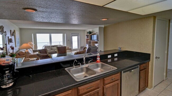 Building Photo - 3900 Gulf Blvd