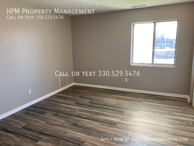 Building Photo - 4227 Middlebranch Ave NE