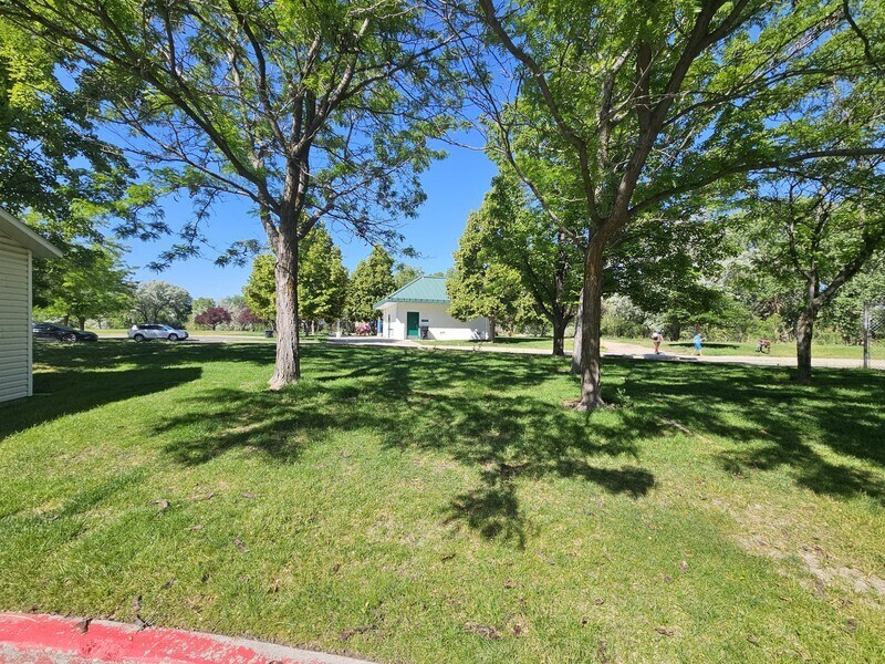 Building Photo - 3846 Canyon River Wy