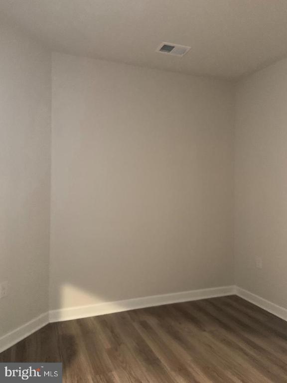 Building Photo - 3925 Fair Ridge Dr