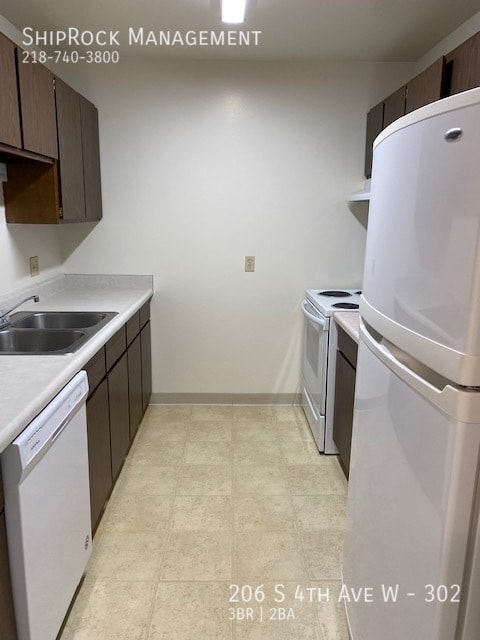 Building Photo - 206 S 4th Ave W