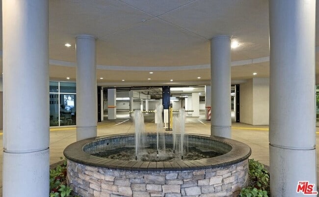 Building Photo - 267 San Pedro St