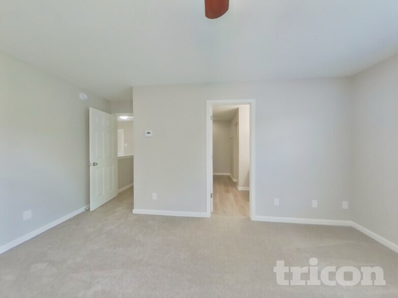 Building Photo - 12724 Frank Wiley Ln