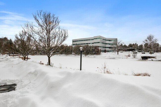 Building Photo - 5 Blackstone Dr