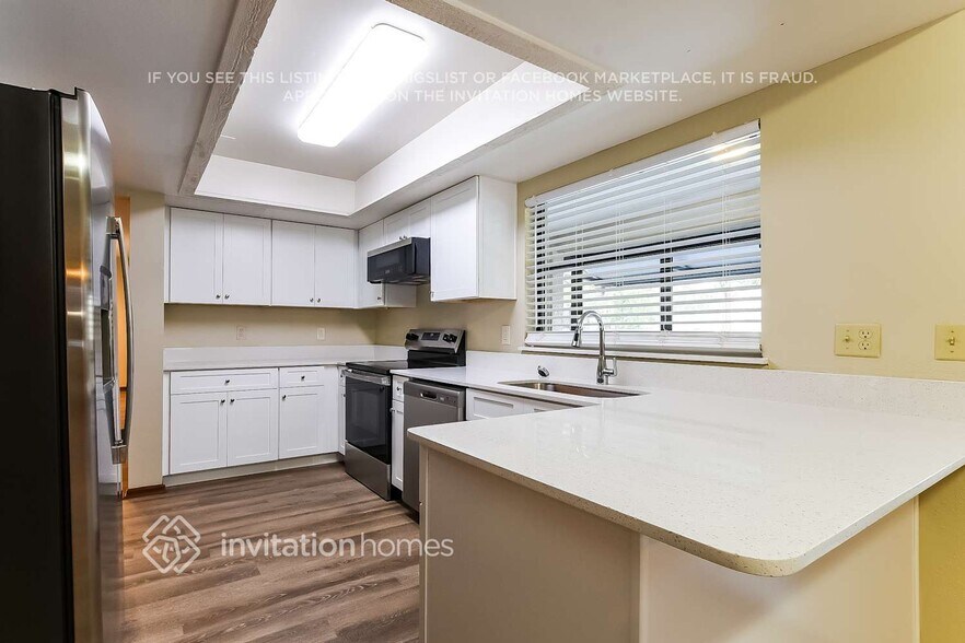 Building Photo - 714 Boysenberry Ct