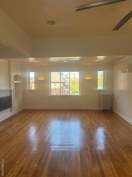 Building Photo - 3135 W McNichols Rd