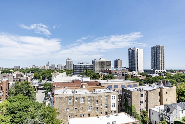 Building Photo - 2 bedroom in Chicago IL 60610