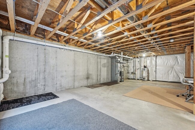 Building Photo - 905 Times Square Dr