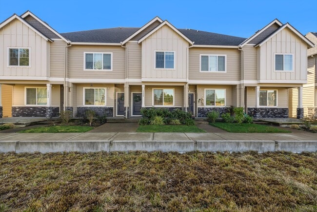 Building Photo - 15630 NW Brugger Rd