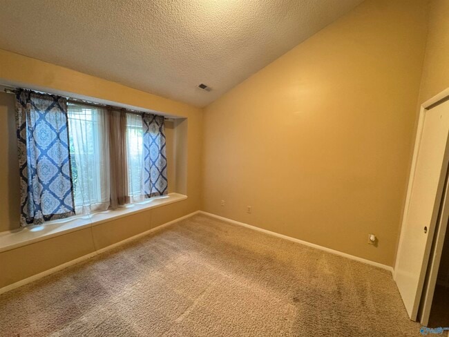 Building Photo - 118 Briargate Ln