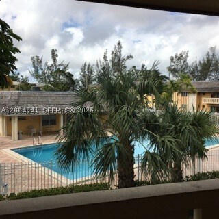 Building Photo - 7450 Miami Lakes Dr