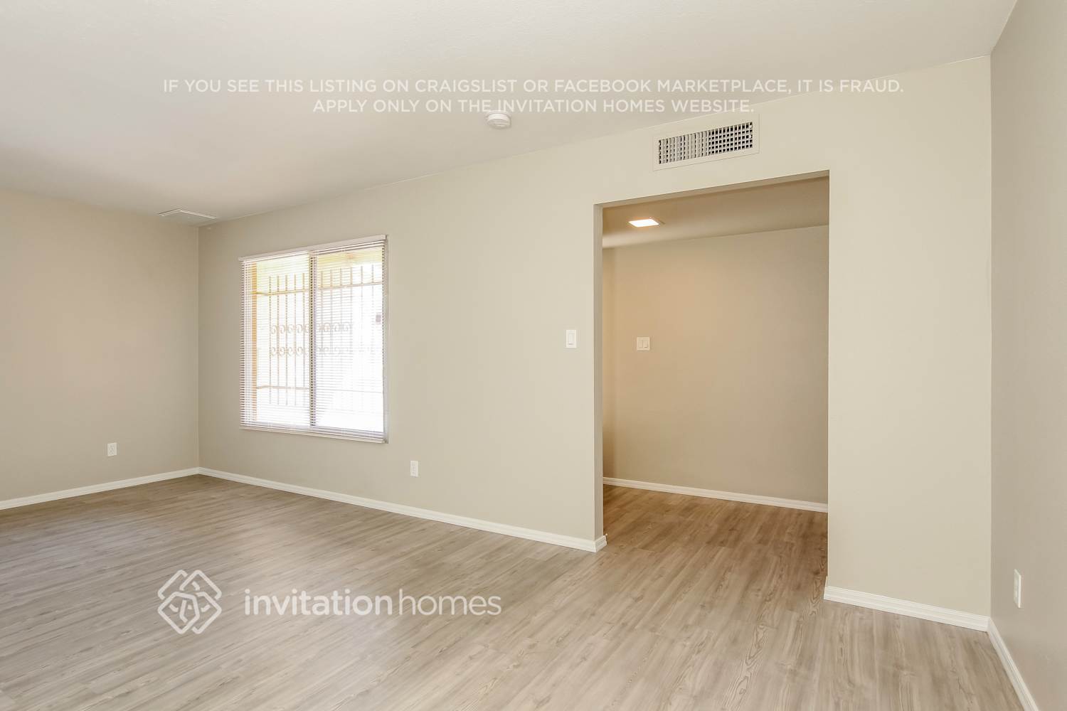 Building Photo - 4232 W Frier Dr