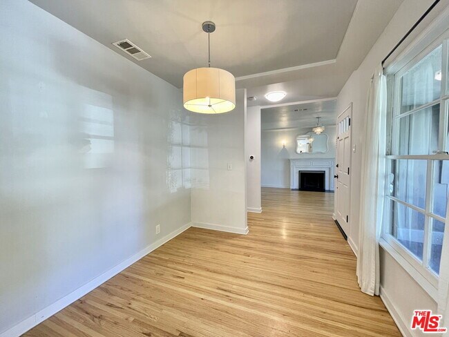 Building Photo - 8011 Stewart Ave