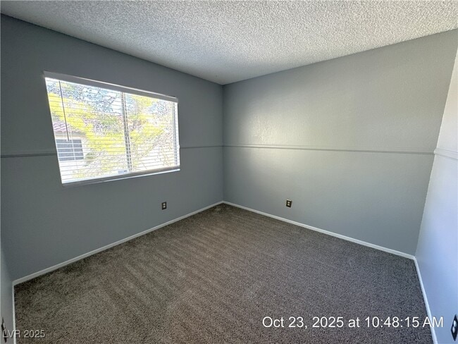 Building Photo - 2538 Wolverton Ave