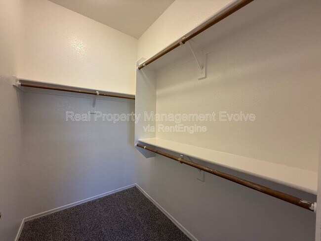 Building Photo - 40517 N Territory Trail