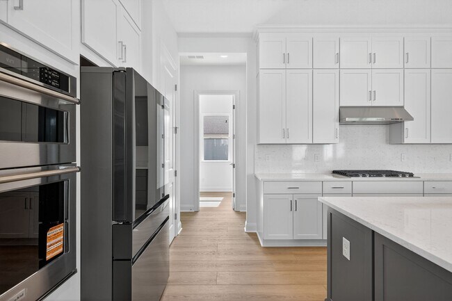 Building Photo - Brand New Home