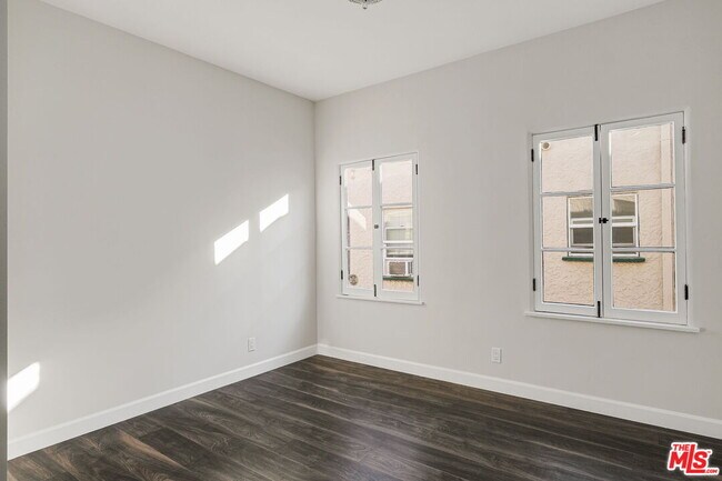 Building Photo - 408 N Genesee Ave