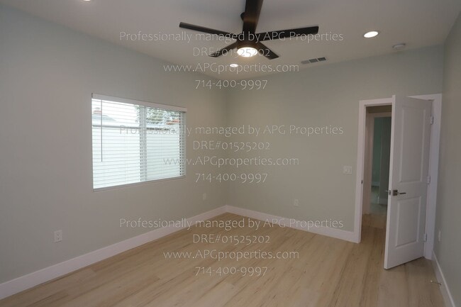 Building Photo - 9565 Mansor Ave