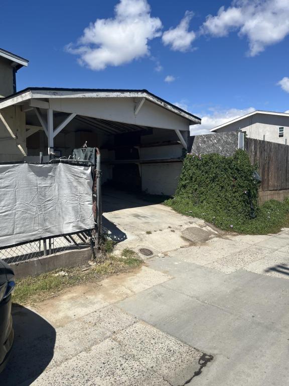 Building Photo - 4037 1/2 National Ave, San Diego, CA 92113