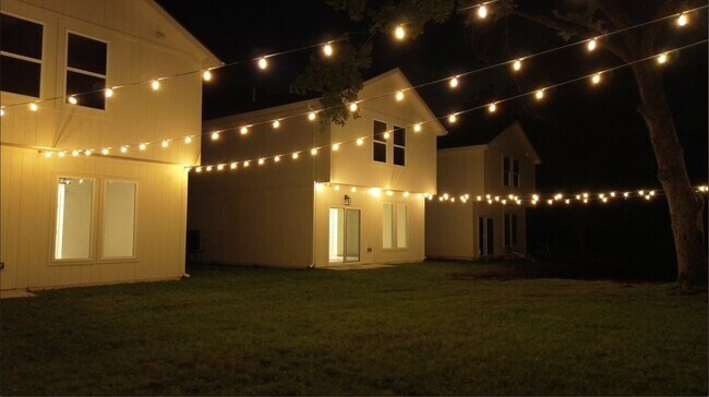 Building Photo - 1336 S Pope Ave