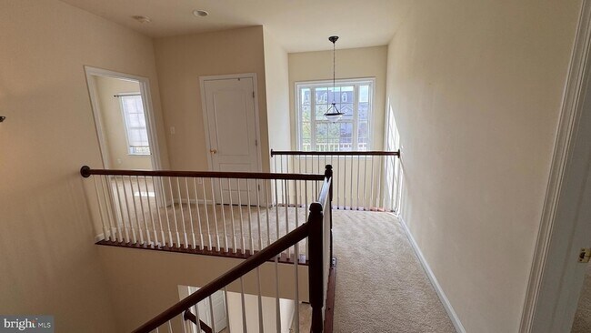 Building Photo - 110 Gate Stone Ln