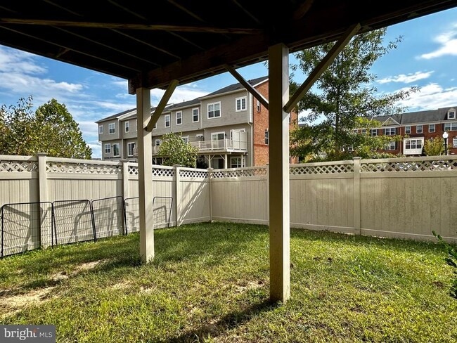 Building Photo - 11397 Sandhurst Pl