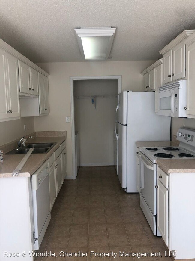 Building Photo - 2 br, 2 bath House - 703 Waters Edge Lane