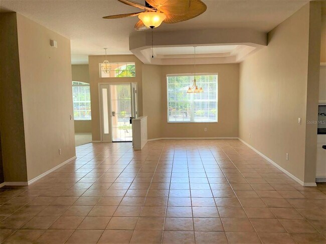 Building Photo - 4200 Tennyson Way