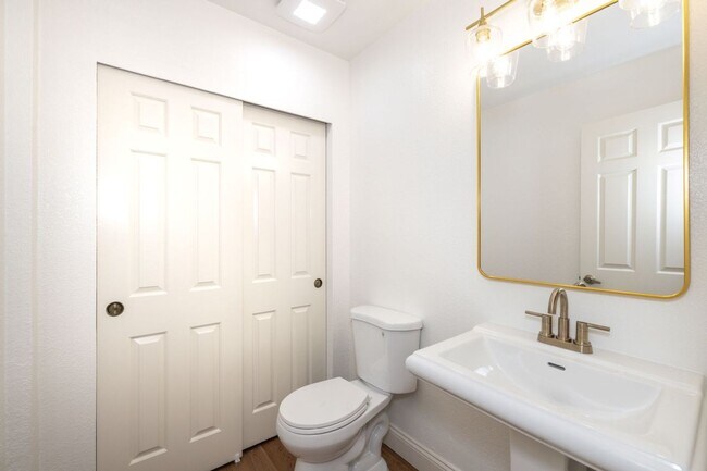 Building Photo - Executive Home With Remodeled Bathrooms + AC in Old Palo Alto