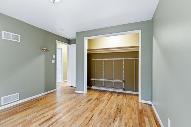 Building Photo - Cozy Gatewood 3 bed, 1 bath home